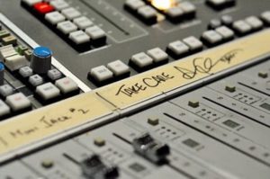 Metalworks-Studios-News_Drake-Wins-Grammy-for-Best-Album